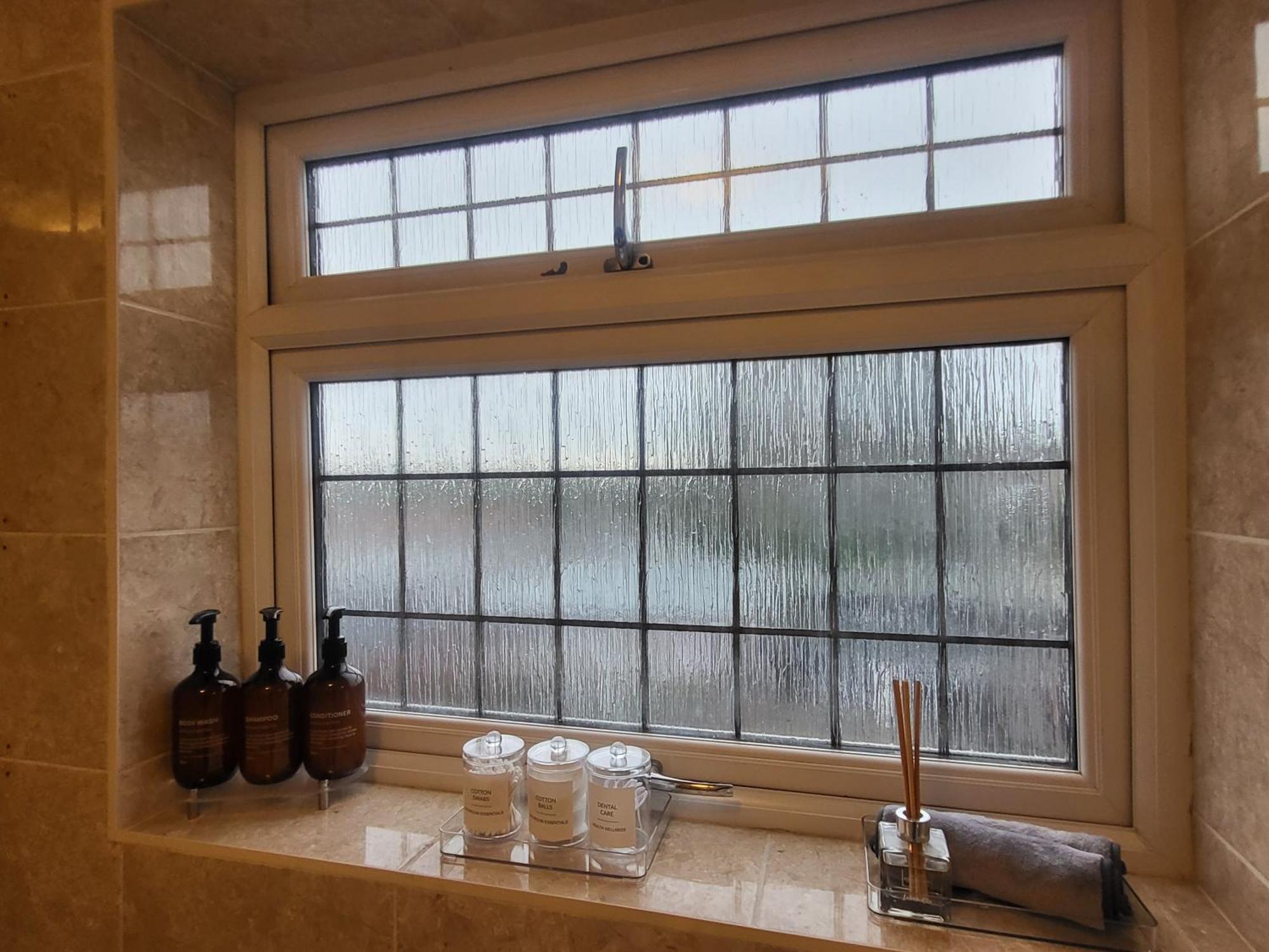 Beautiful Newly Renovated House In Rainham Essex Villa Exteriör bild